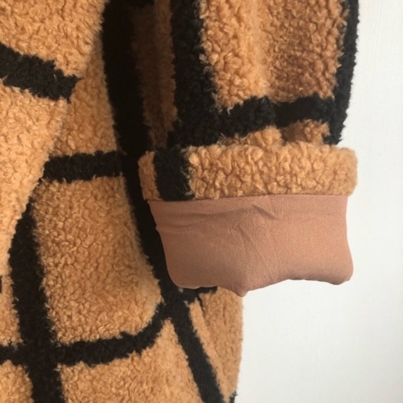 LAVISH ALICE boucle striped jacket coat - Picture 5 of 6